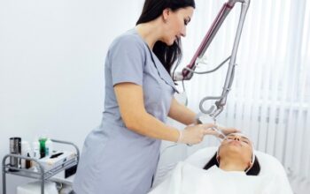 BENEFITS OF CO2 LASER FACIAL RESURFACING